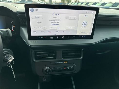 New 2025 Ford Maverick XL image 18