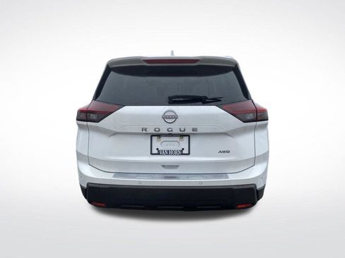 New 2026 Nissan Rogue SV w/ Cold Weather Package image 12