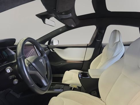 Used 2019 Tesla Model S Long Range AWD/4WD image 9
