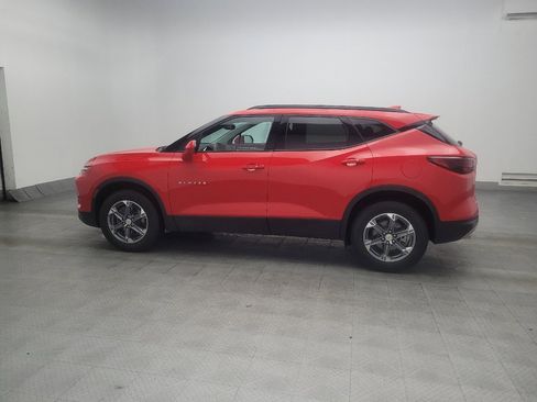 Used 2024 Chevrolet Blazer LT w/ Convenience Package FWD image 3