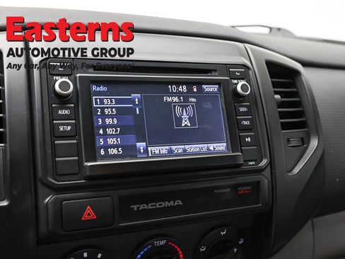 Used 2015 Toyota Tacoma 2WD Access Cab image 19