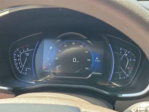 Used 2020 Hyundai Santa Fe SEL image 26
