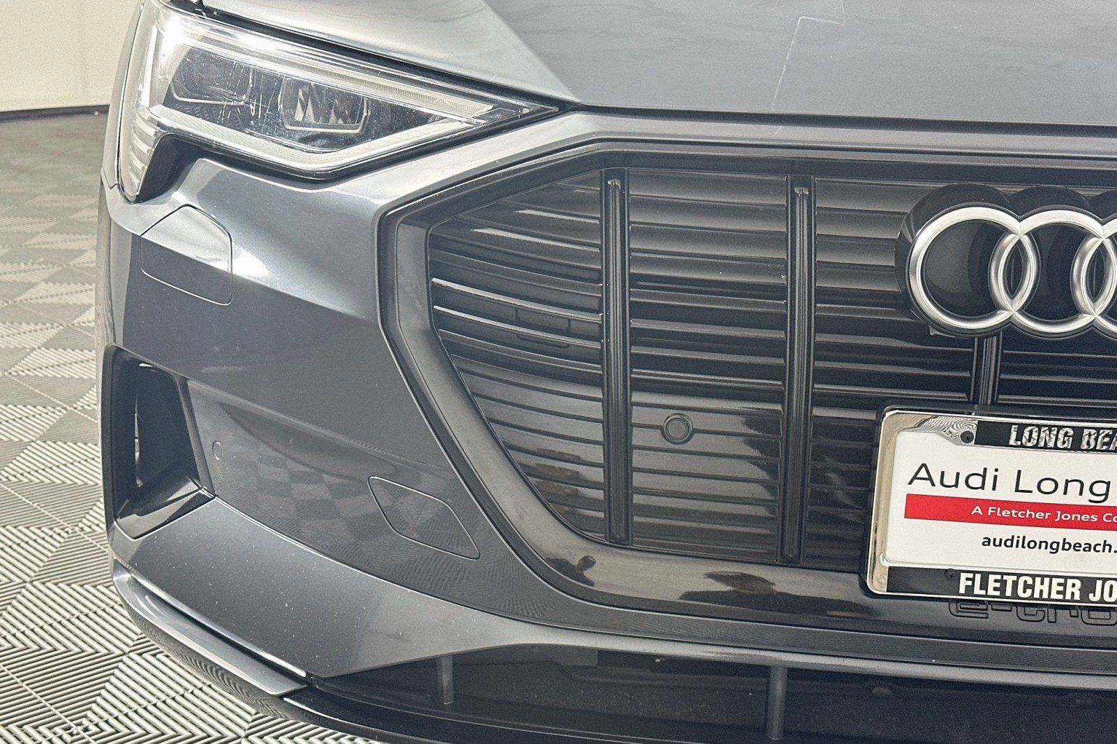 Used 2021 Audi e-tron Premium w/ Black Optic Package AWD/4WD image 16