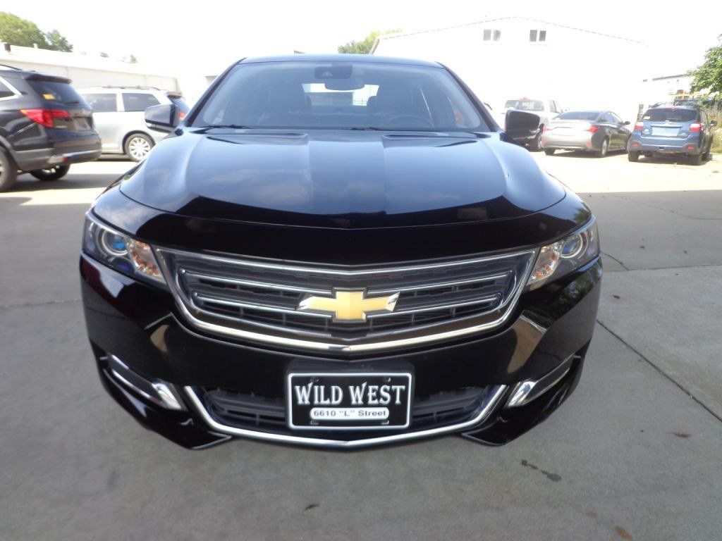 Used 2014 Chevrolet Impala LT FWD image 2