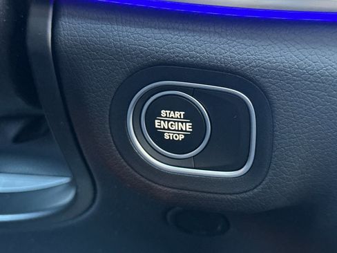 New 2026 Mercedes-Benz GLE 450e 4MATIC image 29