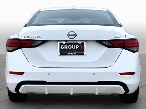Used 2024 Nissan Sentra SV FWD image 5