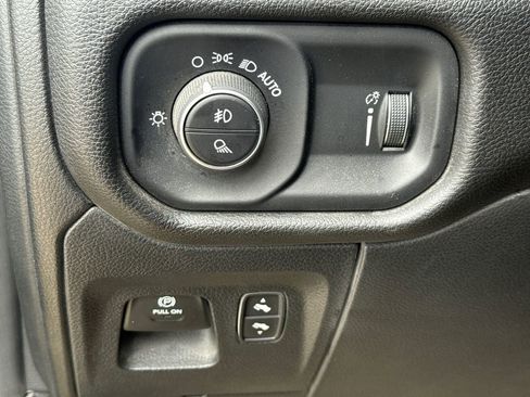 Used 2024 RAM 1500 Lone Star image 18