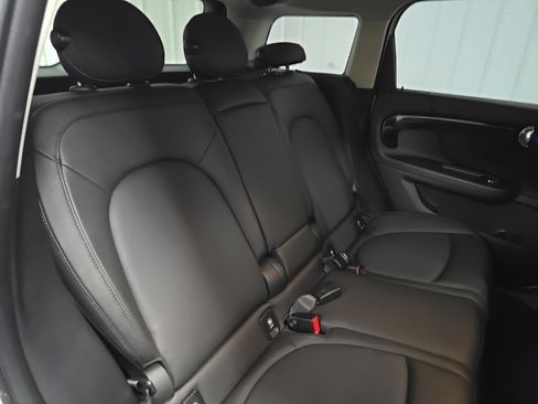 Used 2023 MINI Cooper Countryman SE w/ Storage Package image 17