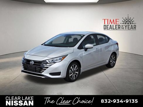 Certified 2025 Nissan Versa SV w/ Trunk Package FWD image 3