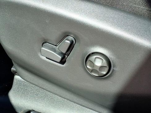 New 2026 Chrysler Pacifica Select w/ S Appearance Package image 8