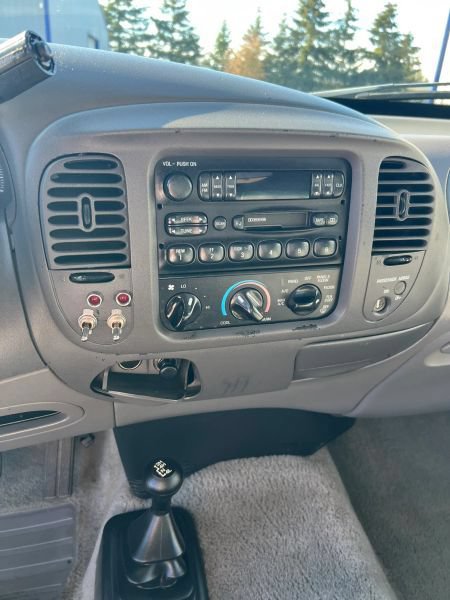 Used 1998 Ford F150 4x4 SuperCab image 28