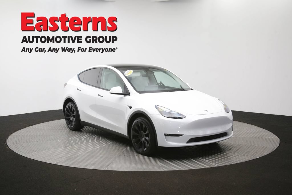 Used 2022 Tesla Model Y Long Range AWD/4WD image 46