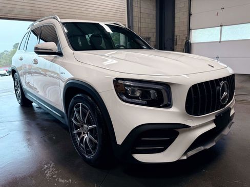 Used 2023 Mercedes-Benz GLB 35 AMG 4MATIC image 1