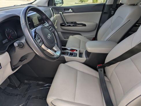 Used 2020 Kia Sportage EX w/ Option Group 15 AWD/4WD image 25