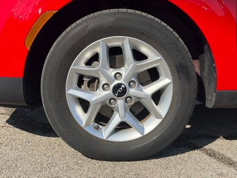 Certified 2023 Kia Soul LX w/ LX Technology Package image 16