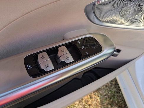 Used 2022 Mercedes-Benz C 300 4MATIC Sedan image 14