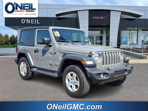 Used 2018 Jeep Wrangler Sport AWD/4WD image 1
