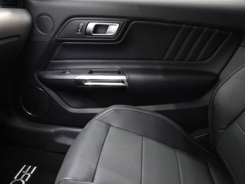 Used 2020 Ford Mustang GT Premium RWD image 12