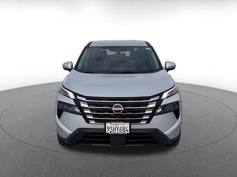 Used 2025 Nissan Rogue SV FWD image 4