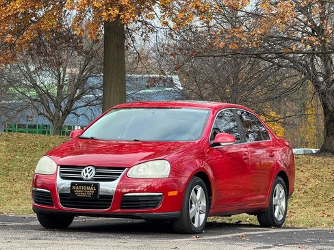 Used 2009 Volkswagen Jetta SE FWD image 4