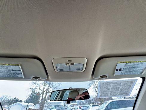 Used 2016 Toyota Corolla LE image 34