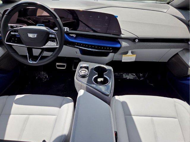 New 2027 Cadillac Optiq Luxury AWD/4WD image 19