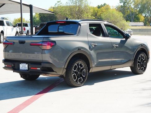 Used 2023 Hyundai Santa Cruz SEL Premium w/ Launch Package image 5