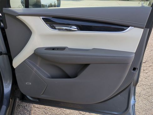 Certified 2020 Cadillac XT6 Premium Luxury image 29