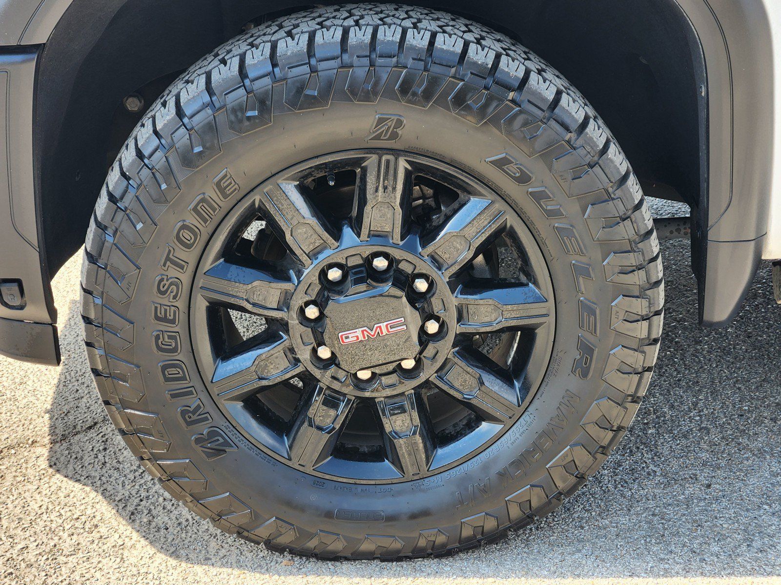 Used 2024 GMC Sierra 2500 AT4 w/ AT4 Premium Plus Package AWD/4WD image 31