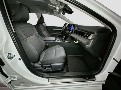 New 2026 Toyota Camry LE FWD image 31