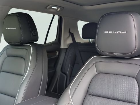New 2026 GMC Terrain Denali AWD/4WD image 11
