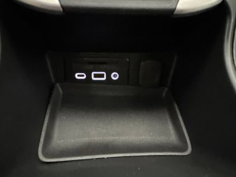 Used 2024 GMC Terrain SLT AWD/4WD image 31