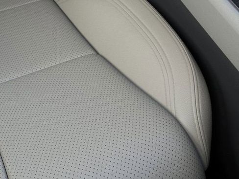 New 2025 Lincoln Aviator Reserve w/ Equipment Group 201A AWD/4WD image 16