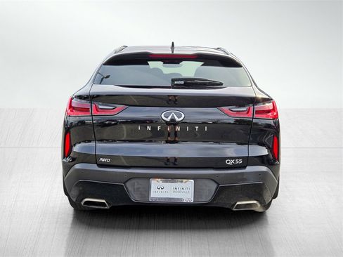 Used 2023 INFINITI QX55 Essential image 5