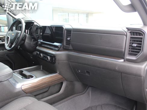 Certified 2024 Chevrolet Silverado 3500 LT w/ Convenience Package image 28