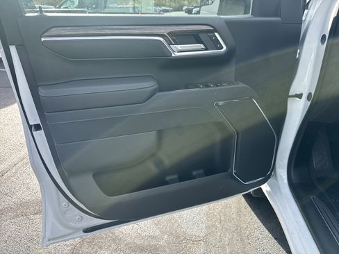 New 2026 GMC Sierra 1500 Elevation image 15