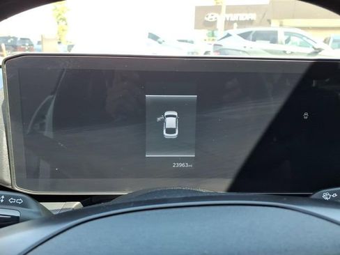 Used 2025 Kia K4 FWD image 23