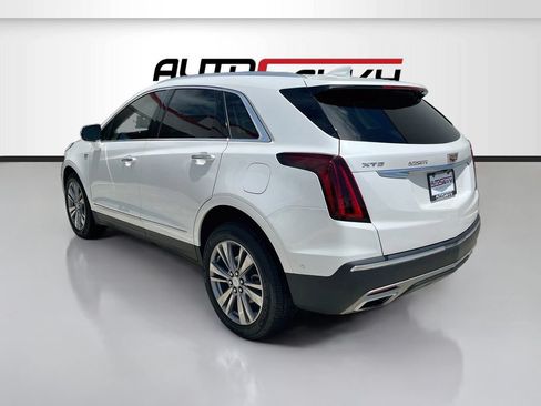 Used 2025 Cadillac XT5 Premium Luxury w/ Technology Package FWD image 5