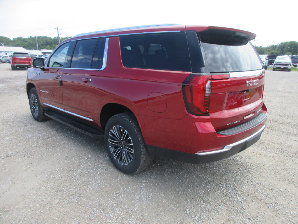 New 2026 GMC Yukon XL Elevation w/ Elevation Premium Package AWD/4WD image 6