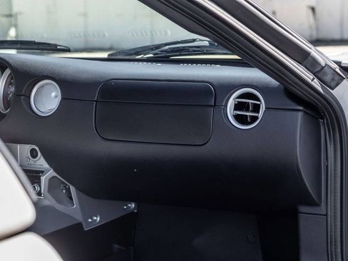 Used 2005 Ford GT image 67