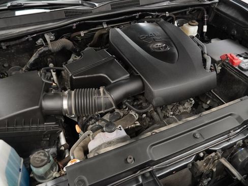 Used 2023 Toyota Tacoma SR AWD/4WD image 49