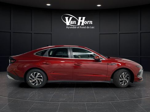 New 2026 Hyundai Sonata Blue FWD image 2