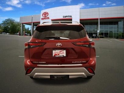 New 2026 Toyota Highlander Platinum