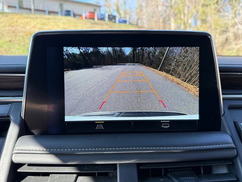 Used 2023 Chevrolet Suburban Premier image 30