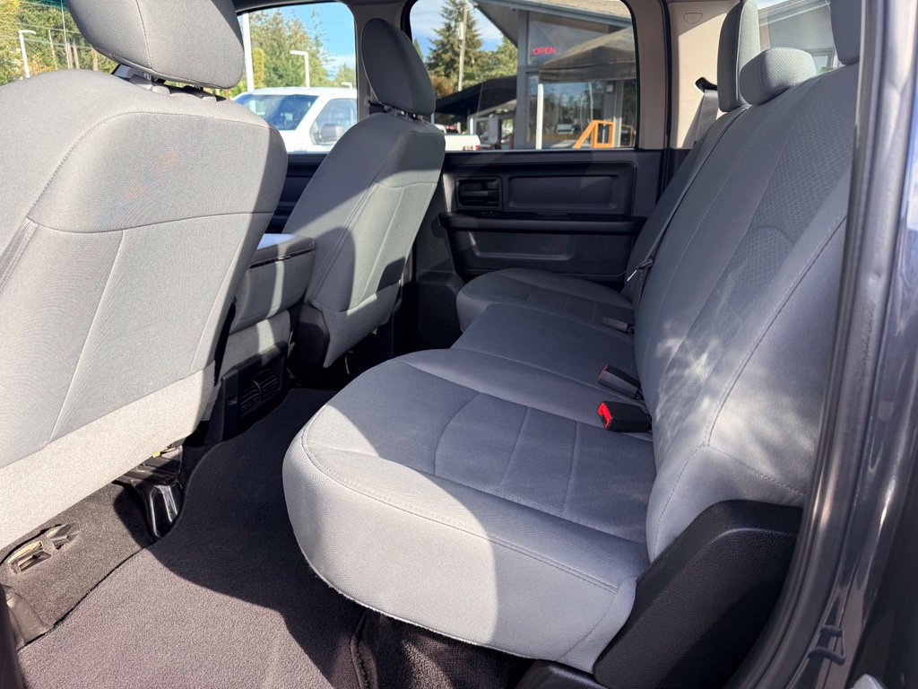 Used 2015 RAM 1500 ST w/ SXT Appearance Group AWD/4WD image 33