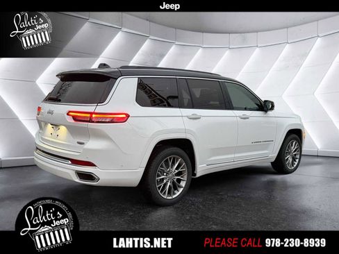New 2025 Jeep Grand Cherokee L Summit image 4