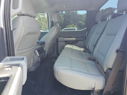 Used 2024 Ford F250 XLT w/ FX4 Off-Road Package AWD/4WD image 6
