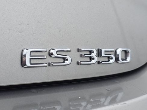 Certified 2021 Lexus ES 350 w/ Premium Package image 15