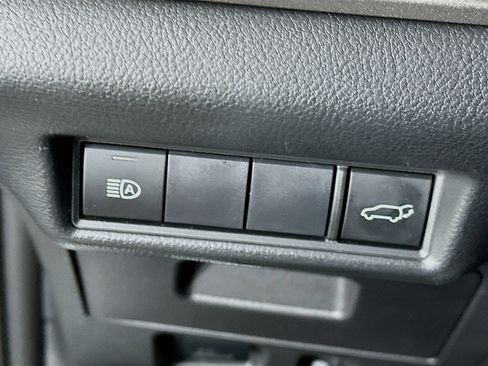 Used 2025 Toyota Grand Highlander FWD image 17