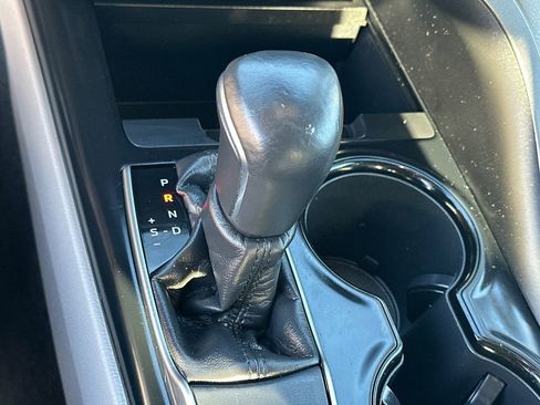 Used 2018 Toyota Camry SE w/ Audio Package FWD image 29